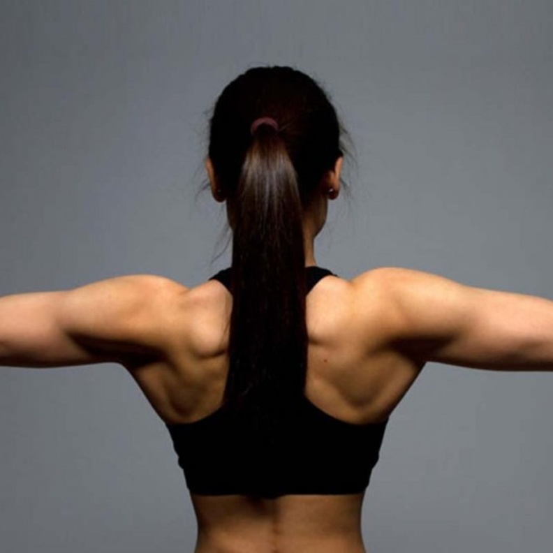 افضل التمارين الرياضية لتقوية عضلات ظهرك و نحتها