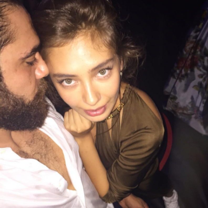 ناصليهان أتاجول وزوجها