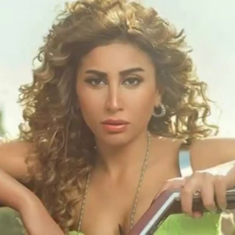 دينا الشربيني