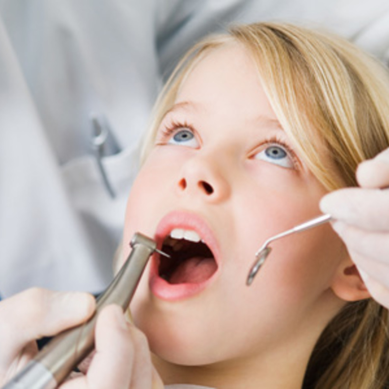 اسباب الم الاسنان عند الاطفال