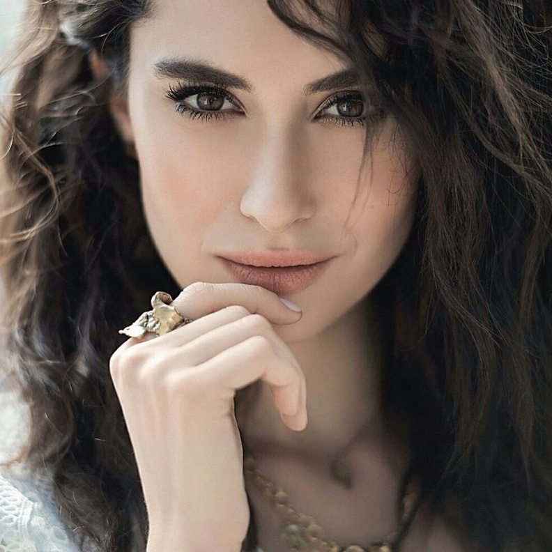  هانده دوغاندمير 