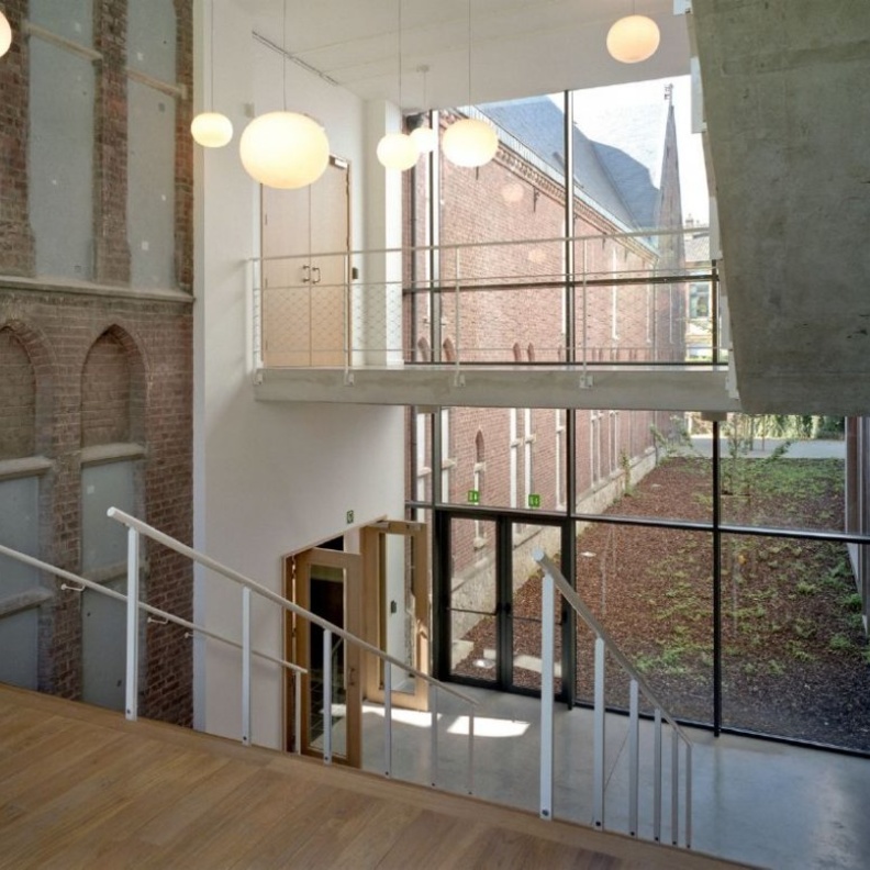 متحف الفنون الجميلة - شارلوروا البلجيكية