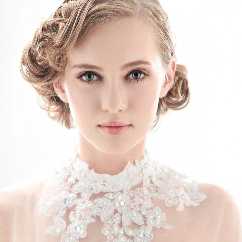 مكياج العروس مع الماسكارا المضادة للماء