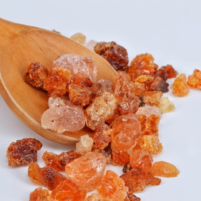 فوائد الصمغ العربي للمعدة والقولون