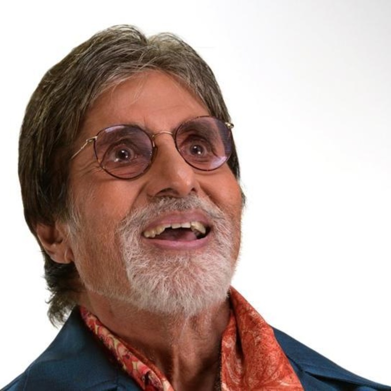 فريق من تويتر يزور أميتاب باتشان