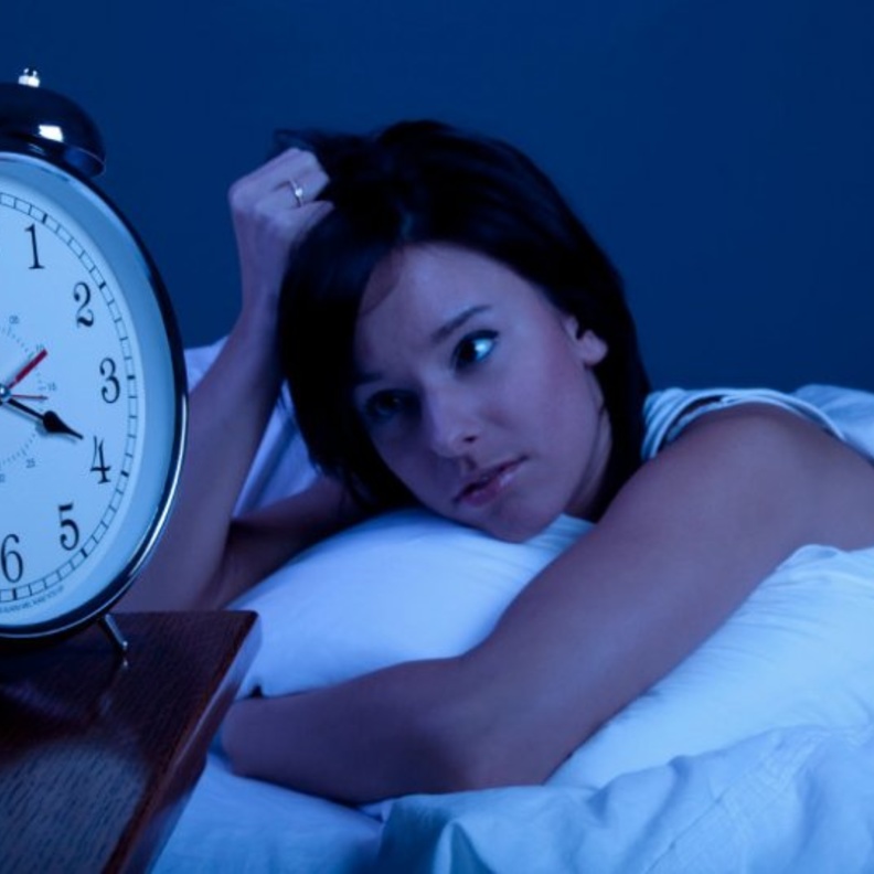 قلة النوم تزيد خطر الاصابة بالزهايمر