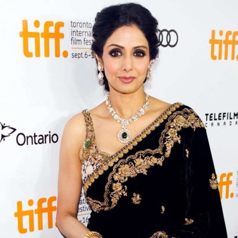 نيابة دبي تحقق في وفاة سريديفي