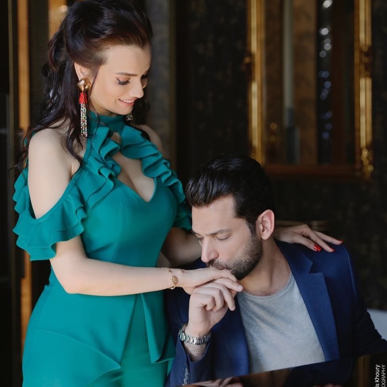 ايمان الباني ومراد يلدريم