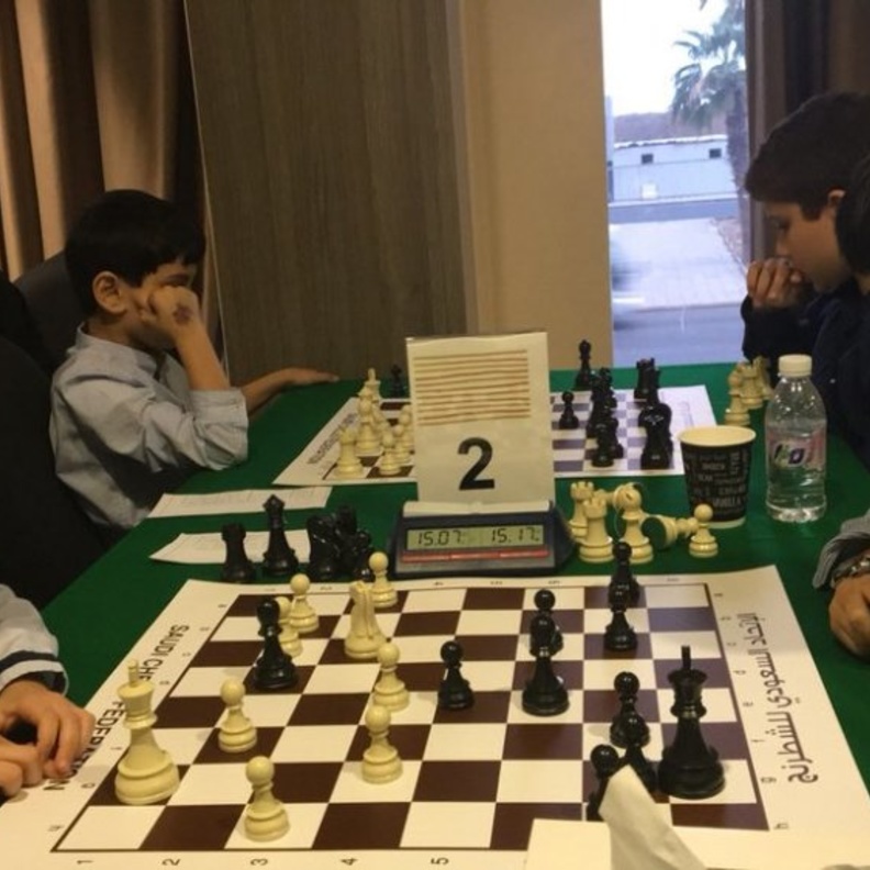 أول مباراة لبطولة الشطرنج للناشئين