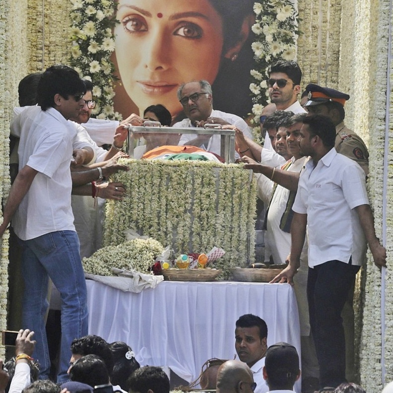 سونام كابور