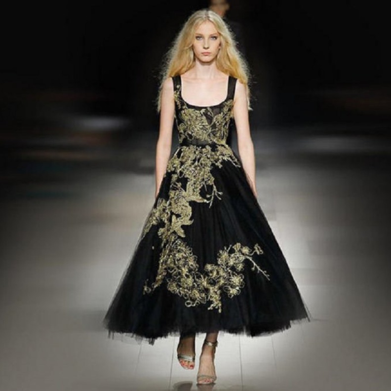 اسبوع الموضة لفساتين السهرة في نيويورك