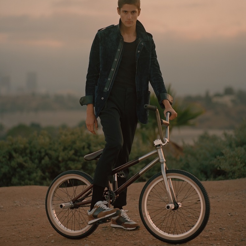 إطلالة رياضية إنما أنيقة