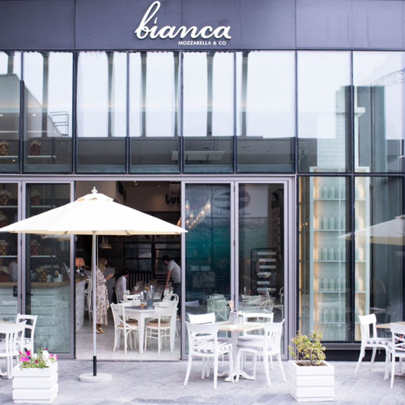 طريقة عمل عجينة البيتزا بالطريقة الإيطالية