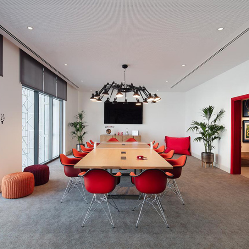 لتس ورك من e25 .. نقلة نوعية في مساحات العمل المشتركة في دبي