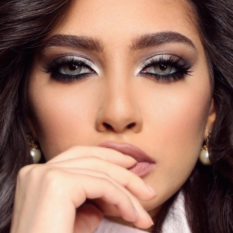 مكياج من خبيرة التجميل رهام 