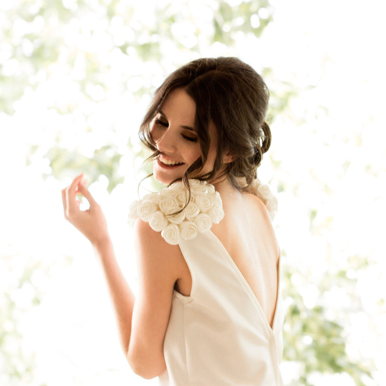 ماء الورد يعطر المنطقة الحساسة للعروس