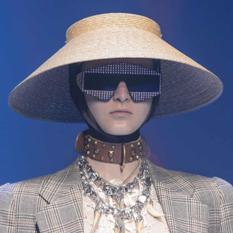 موديلات نظارات شمسية 2018 من Gucci مع الحبيبات البراقة