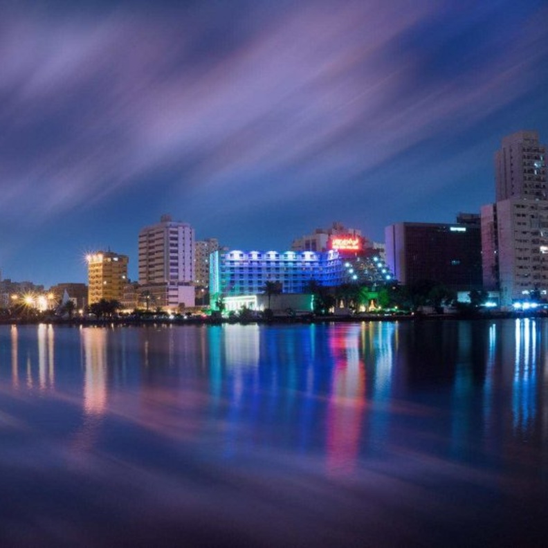 لي برستيج مول جدة