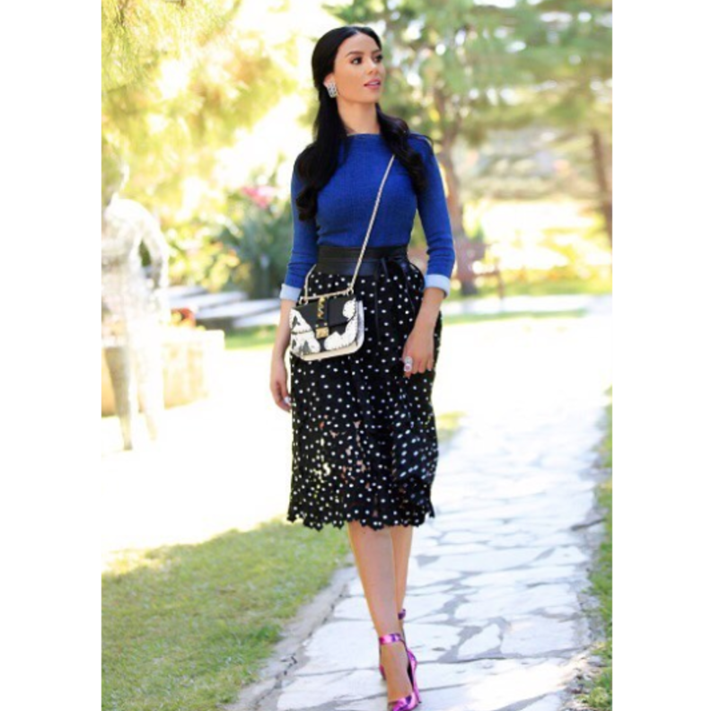 تنسيق كاجوال في الجينز نسقته شيماء الهلالى واختاري معه حقيبة يد من غوتشي