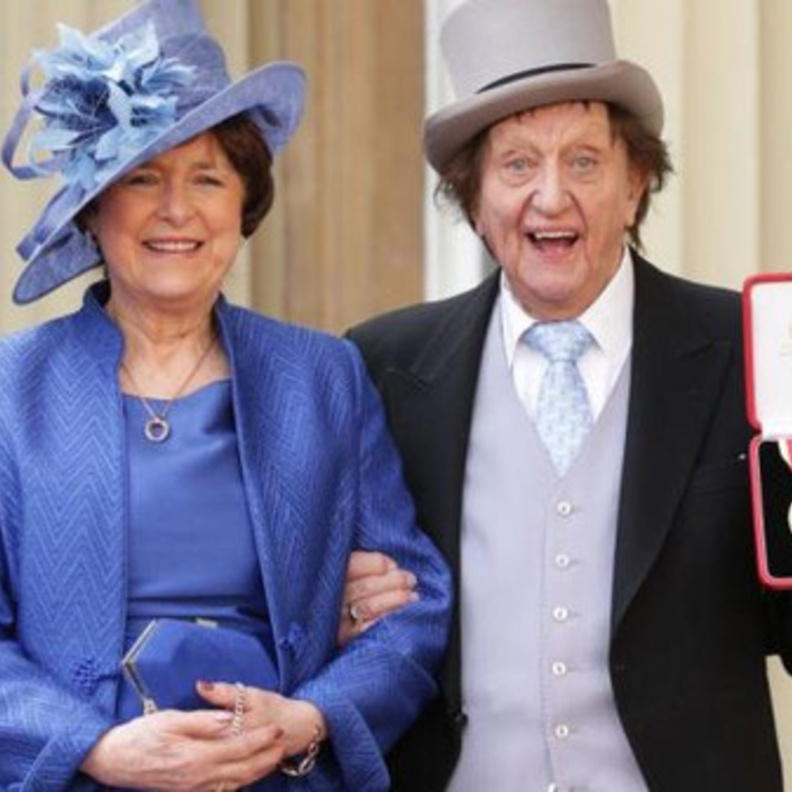 الكوميدي تزوج بعد يومين من زواجه فقط