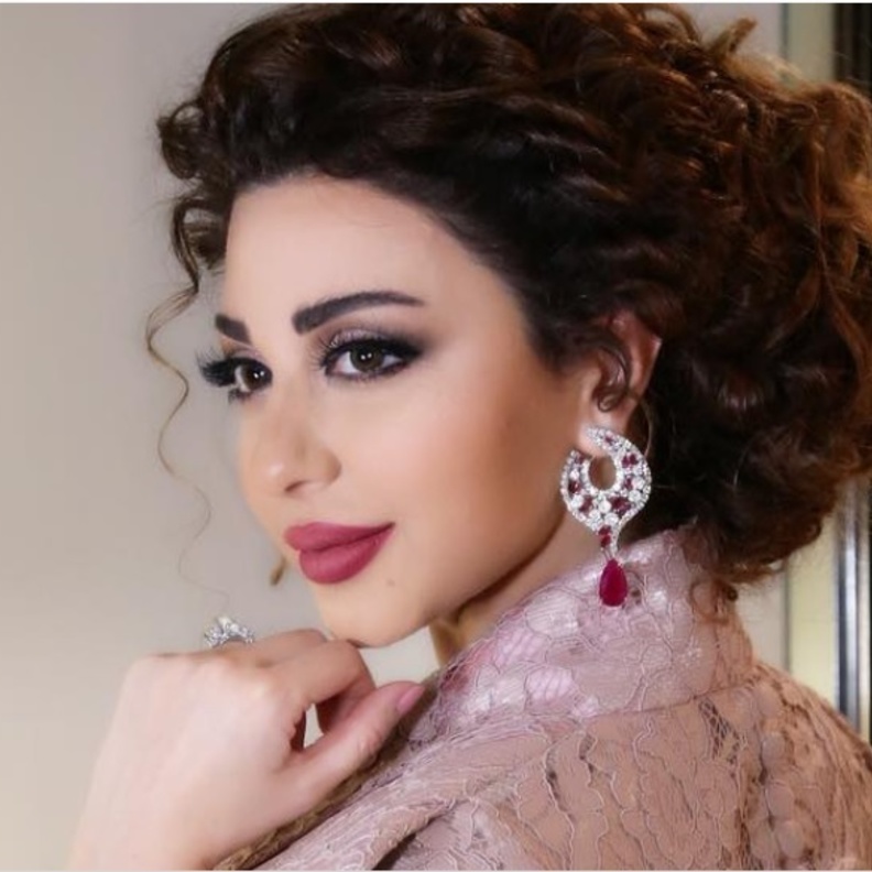 ميريام فارس بمجوهرات من yessayan