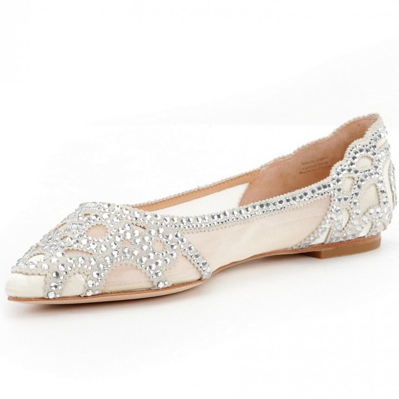 احذية مسطحة للعروس الطويلة من Aquazzura