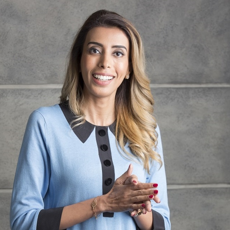 المدربة السعودية الدكتورة سمية الناصر