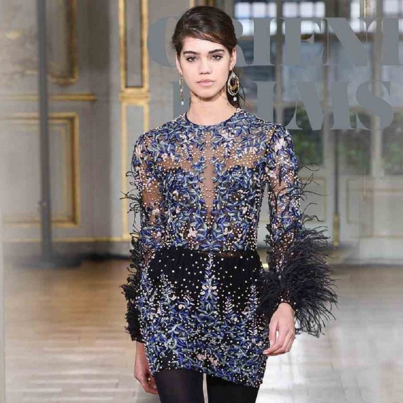 فساتين خطوبة للنحيفات