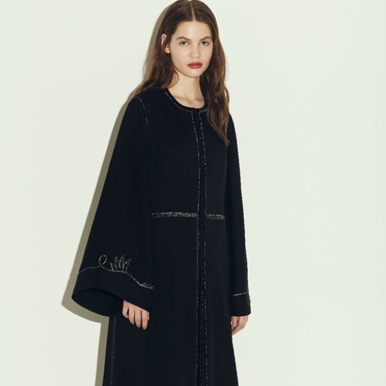 عبايات جميلة من عفة الدباغ