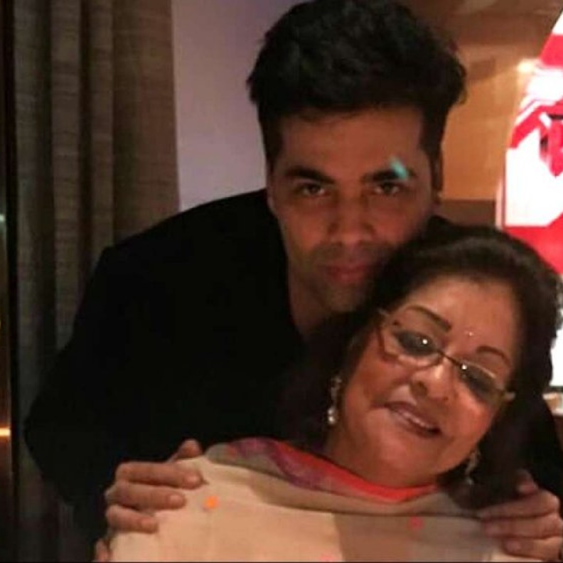 نجوم بوليوود يحتفلون بعيد ميلاد والدة كاران جوهر