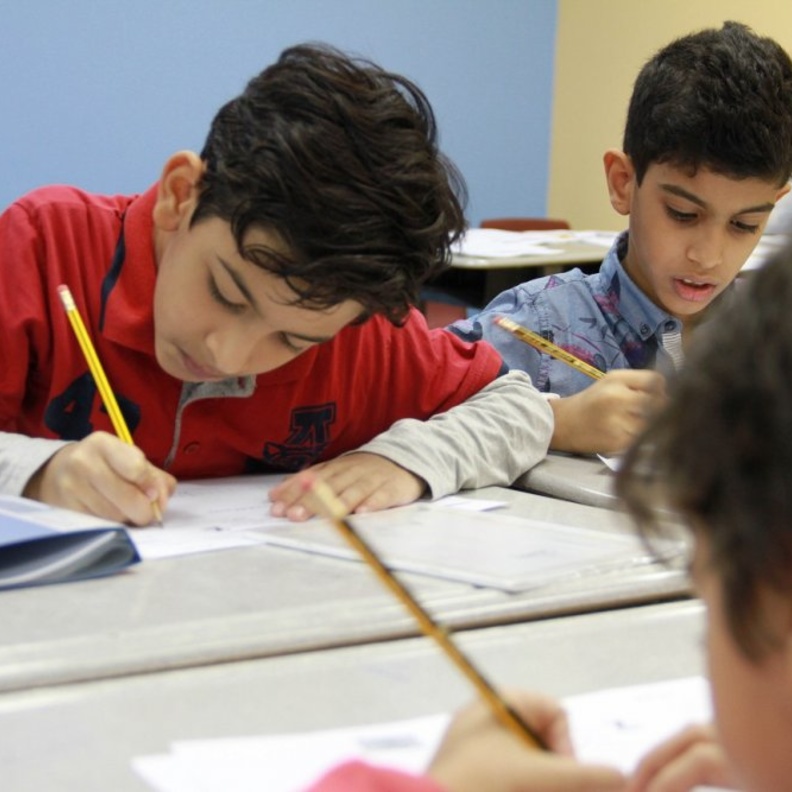 برامج متنوعة تجذب المهتمين بالتعليم المتطور 