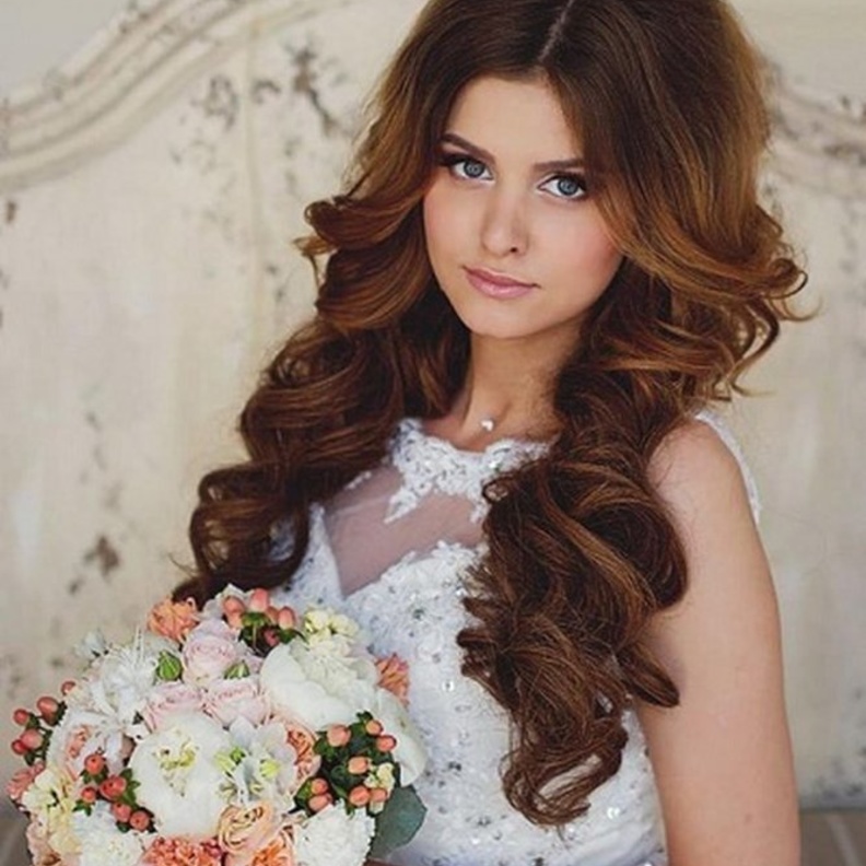 الخلطات الطبيعية تمنحك شعر كثيف من الامام في يوم الزفاف