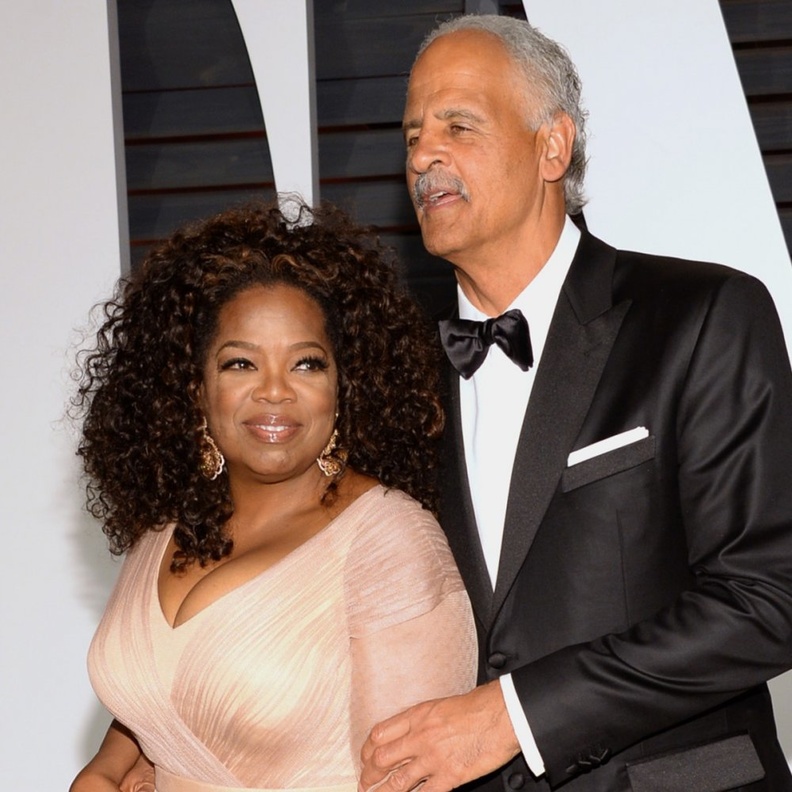 كيم كارداشيان (Kim Kardashian) تهدد زوجها كاني ويست (Kanye West) بالطلاق