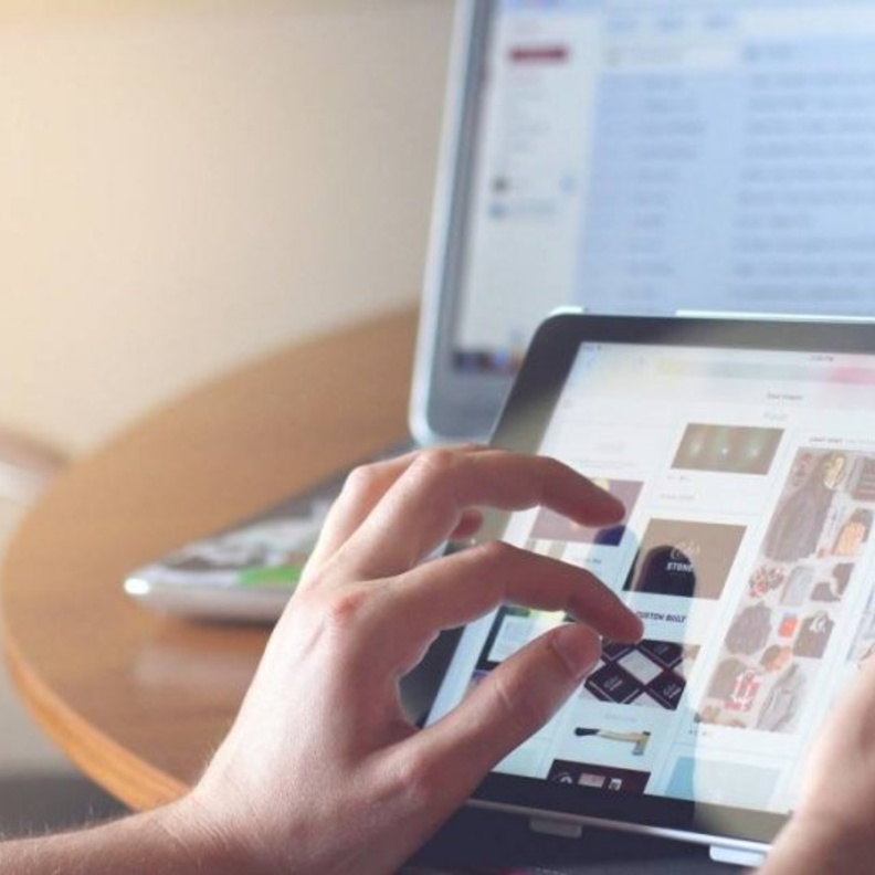 خدمات إلكترونية من الشبكة السعودية للمدفوعات