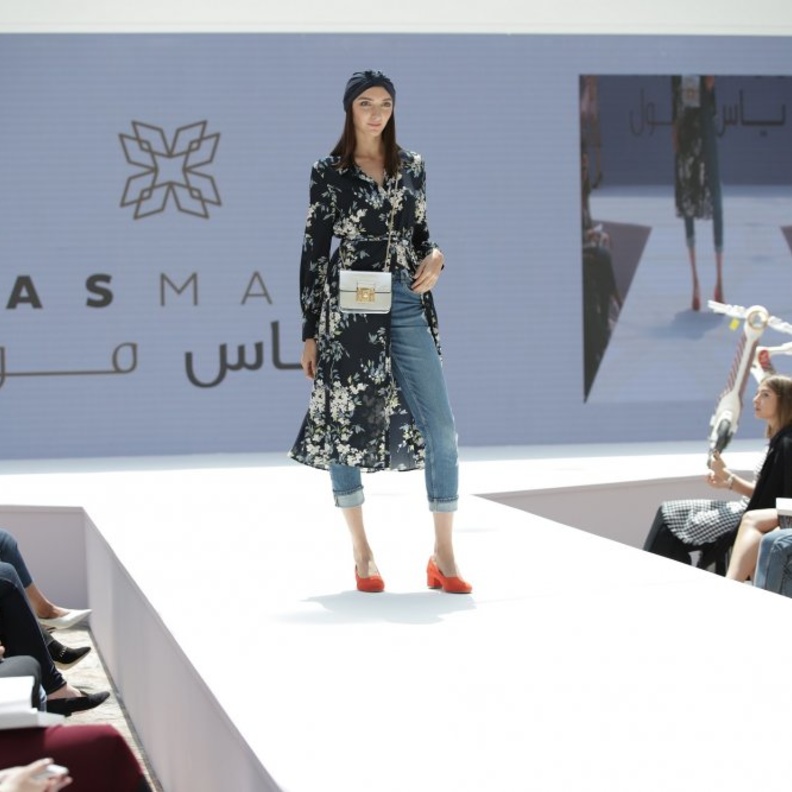 ياس مول يستهل الموسم الجديد بعروض أزياء الربيع