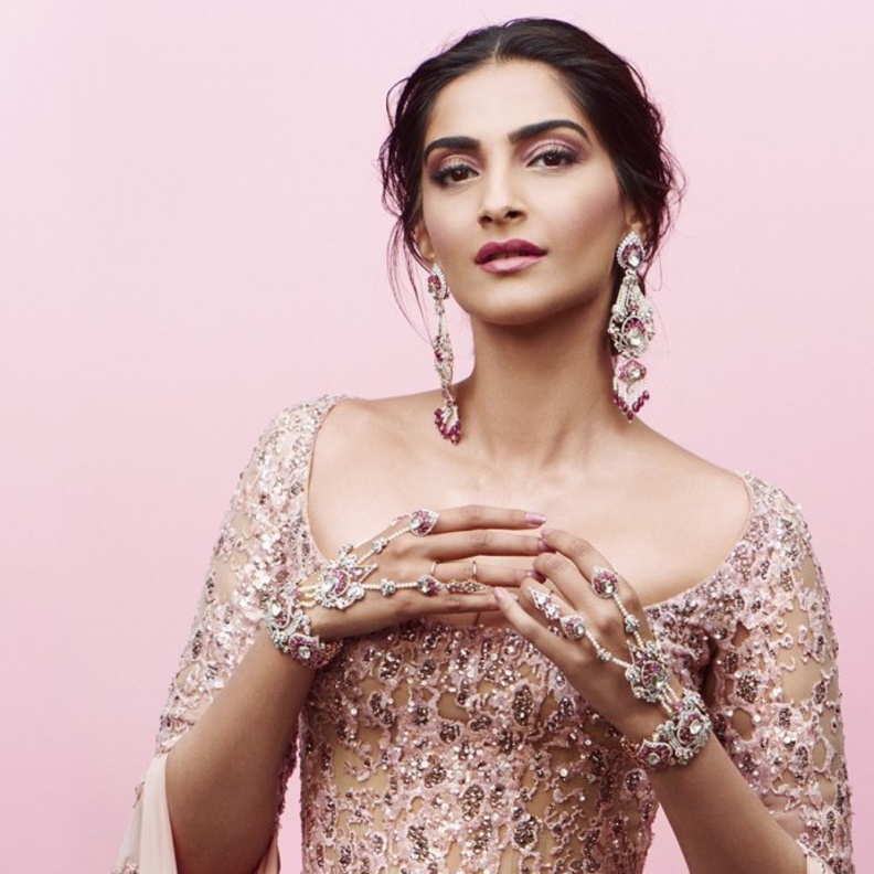 سونام كابور تستعد لتصوير فيملها الجديد