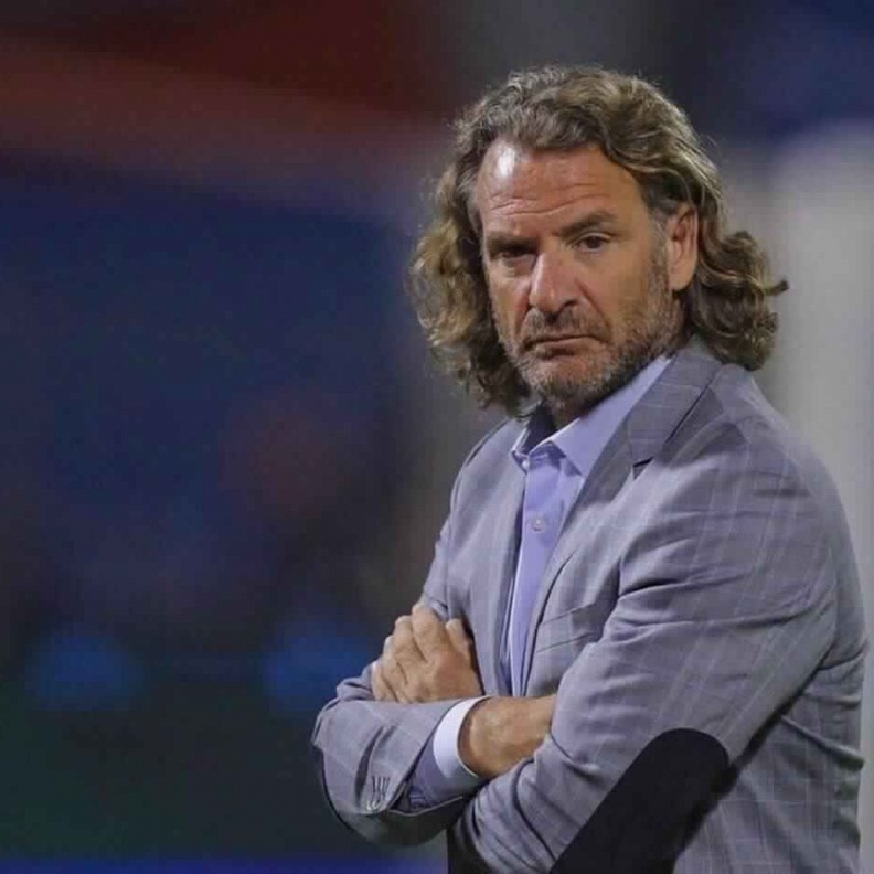 كارينيو قاد النصر إلى لقب الدوري السعودي وكأس ولي العهد