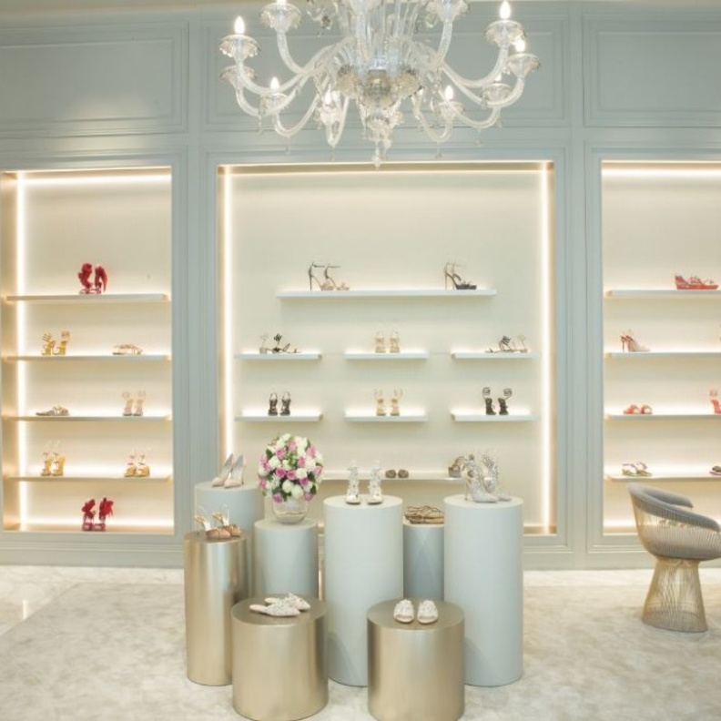 متجر رائد جديد لرينيه كوافيلا في دبي