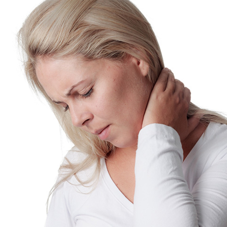 خشونة الرقبة تتسبب بالالم والصداع