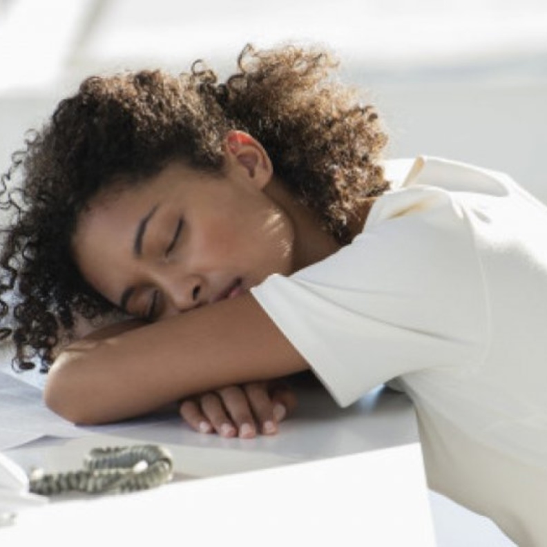  الاستيقاظ المبكر يقلل من إنتاجية الموظفين