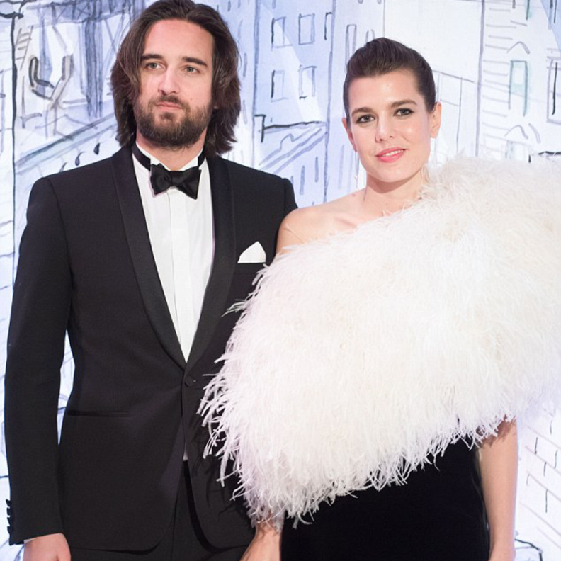 الإعلان عن خطبة تشارلوت كاسيراجي