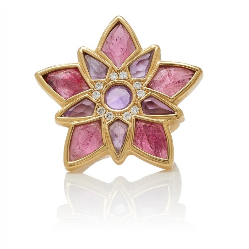 خاتم من مجوهرات نوش Noush Jewelry