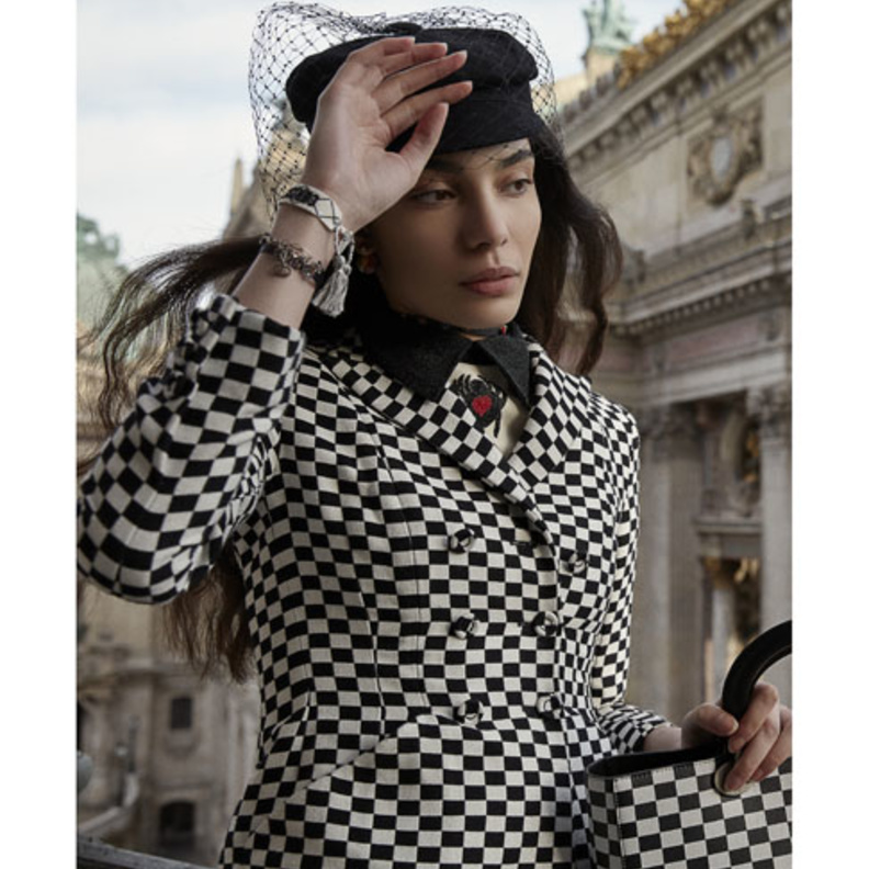 جلسة تصويرية خاصة بـ"هي" من ديور  Dior