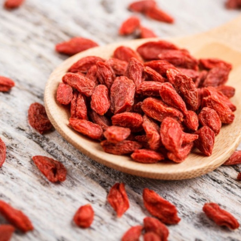 رئيسية وأولى توت غوجي يعزز مناعة الجسم.