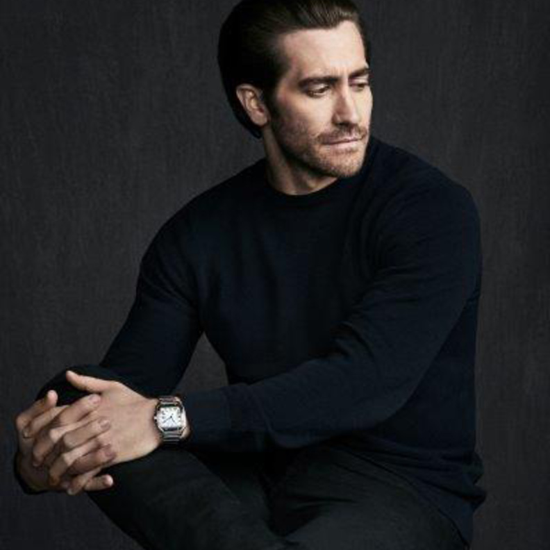 جيك جيلنهال الوجه الاعلاني لساعة Santos de Cartier الأيقونية