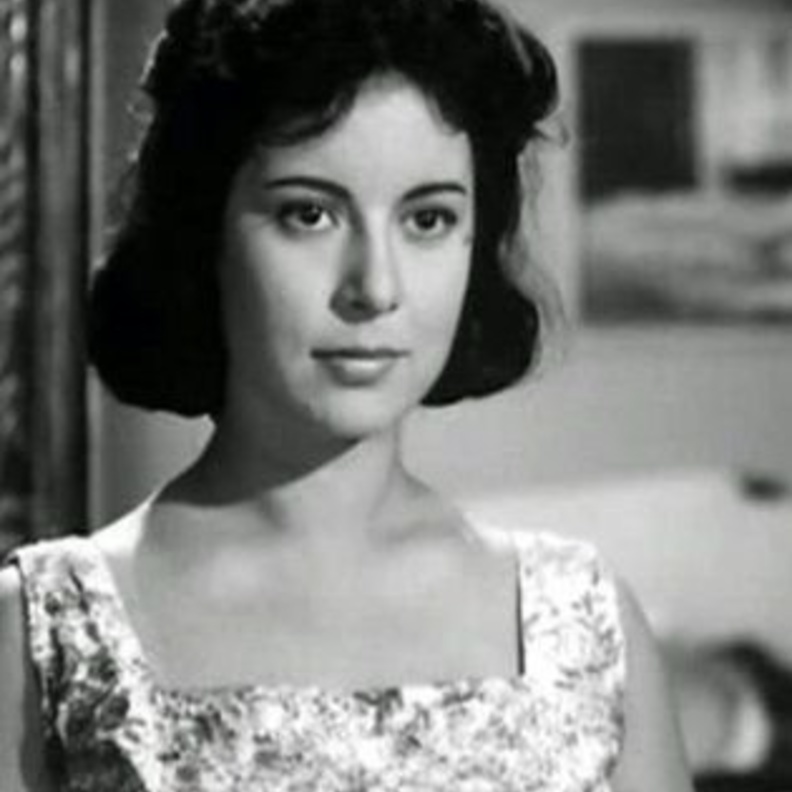 امال فريد شاركت العندليب في افلامه