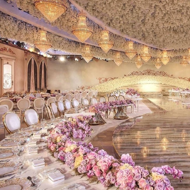 سنتربيسات رائعة و مميزة من تنفيذ Level by Toni Breiss