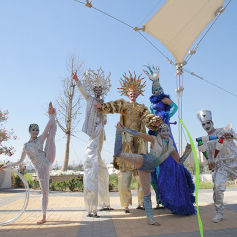 برانش نادي جبل علي الترفيهي بلمسات السيرك الممتعة