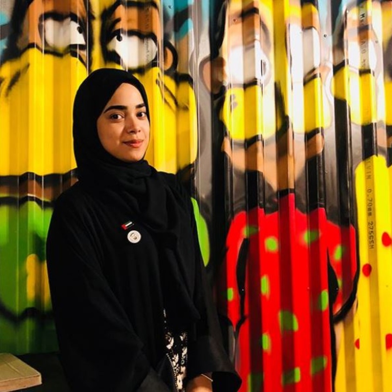 مشاعل الشحي وافقت على أحمد خميس بدون النظر لقصته