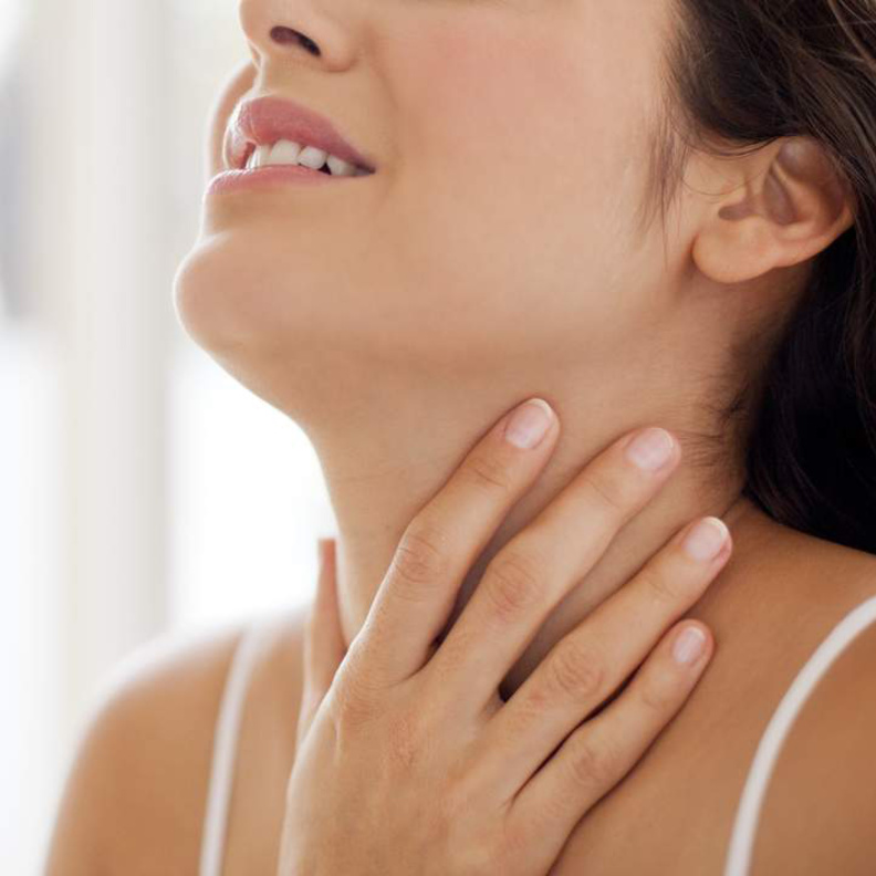 مشكلات الغدة الدرقية منتشرة بين النساء أكثر من الرجال فلا تترددي في عمل فحوصاتها قبل الزواج